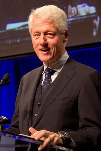 SC1374---Remarkable-Evening---Lisa-Hinson---Bill-Clinton---Wexner's-House---11-29-12-0134  